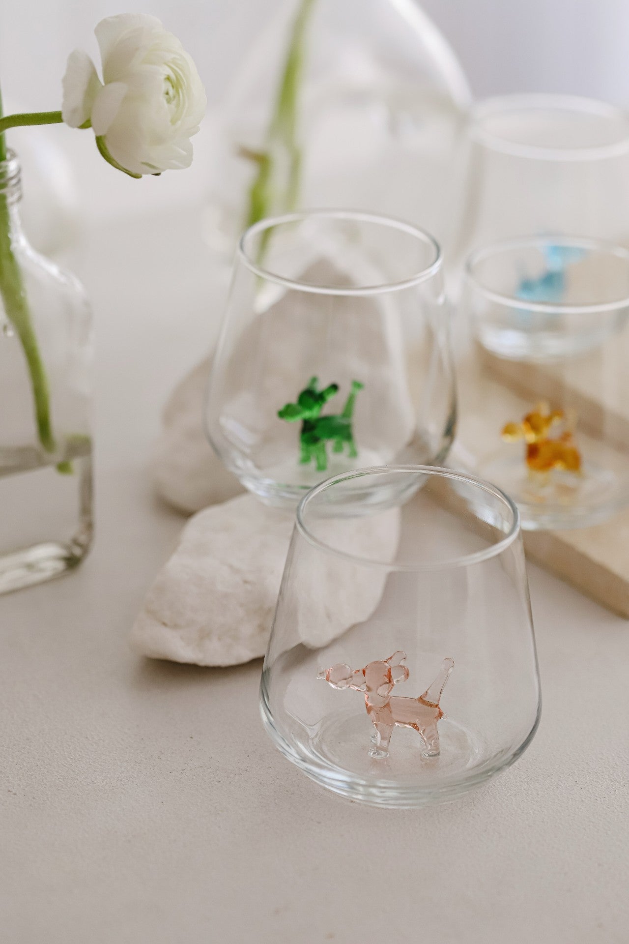 Drinking Glass set of 6 with Balloon Dog Figures