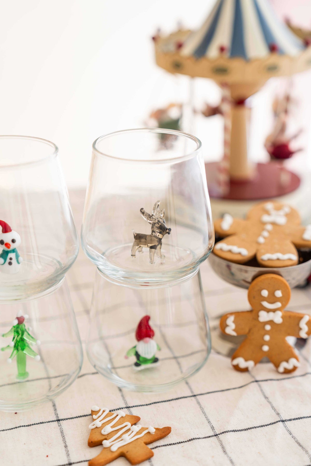 2026 Christmas Figurine Drinking Glass Set, 6-Piece