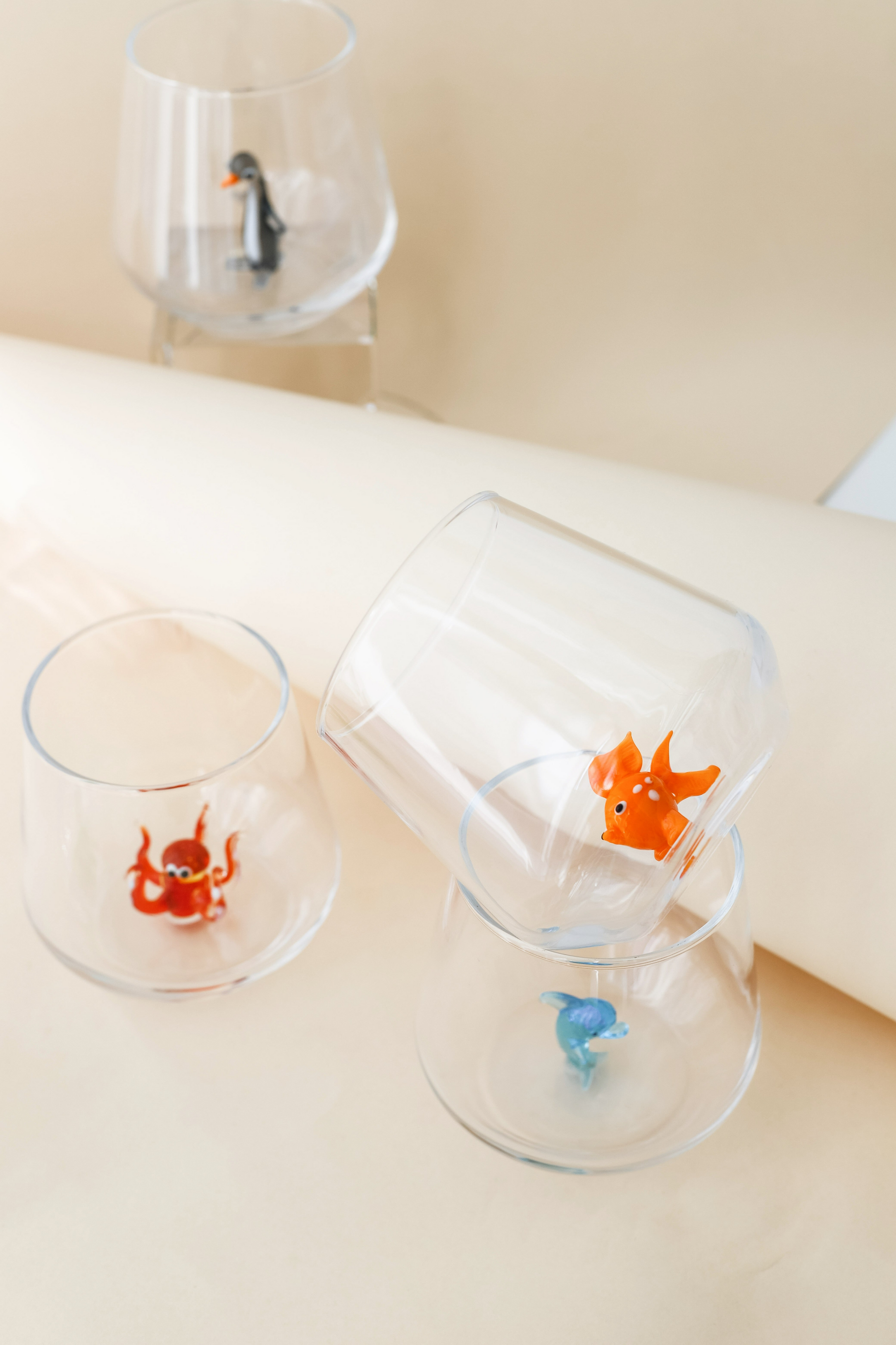 Ocean Theme Drinking Glass Set of 6 with Handmade Animal Figures –  MiniZooUSA
